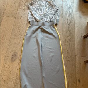 CALIA Gray Women's mid rise plants  with Yellow Stripe & Floral Zip up Set - NWT